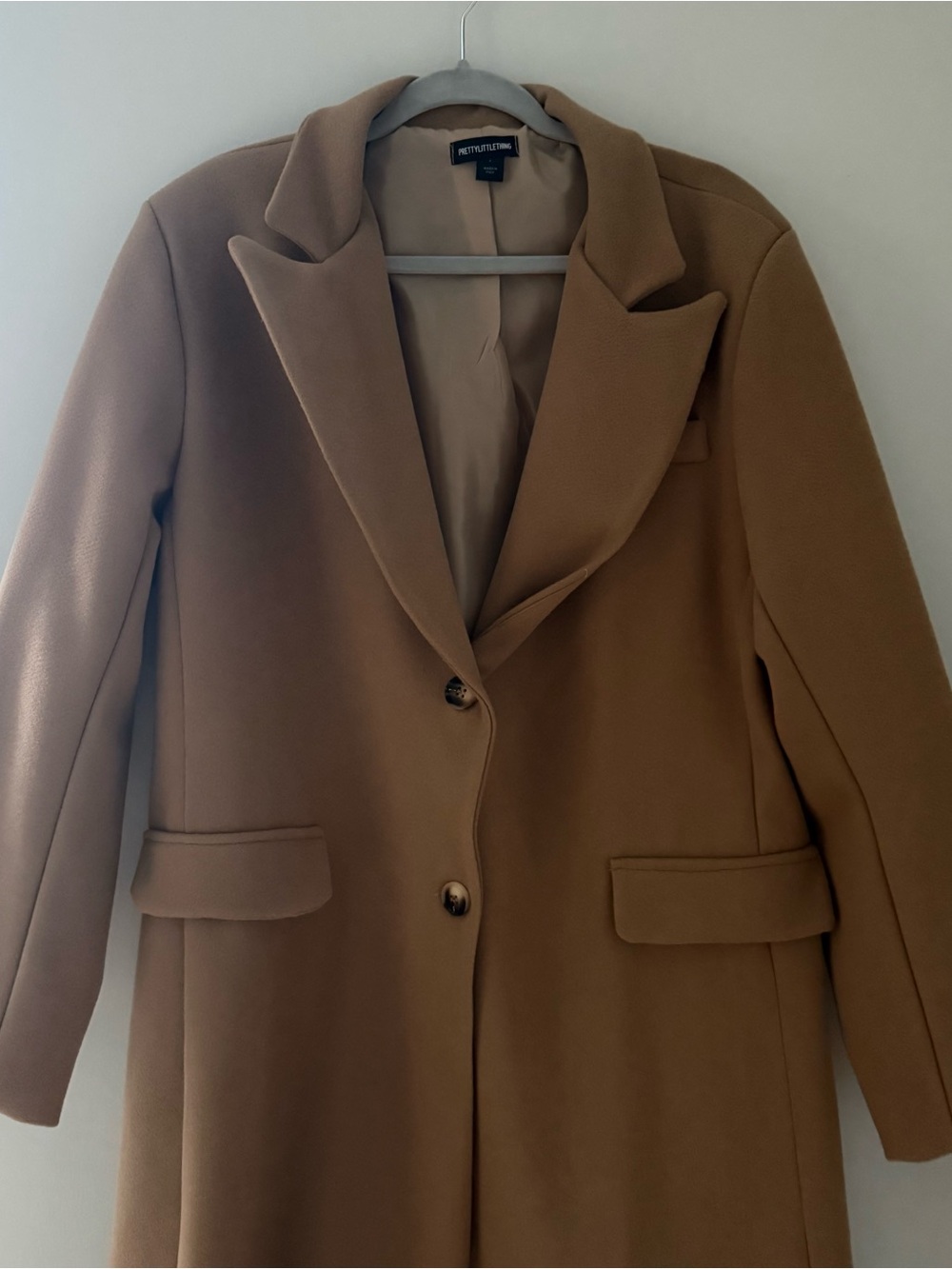 PrettyLittleThing Tan Single-Breasted Trench Coat
